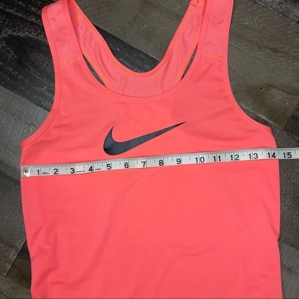Nike Racerback Tank Top size Small